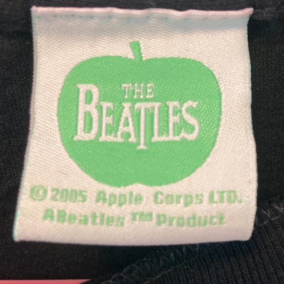 2005 The Beatles Tee - Picture 2 of 4